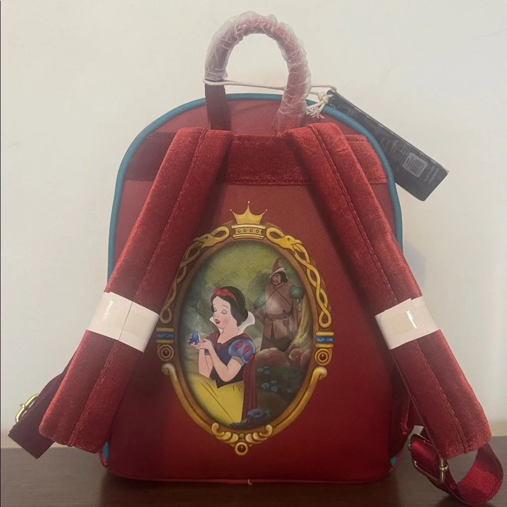 Loungefly Disney Snow White Evil Queen Throne backpack - Picture 2 of 7